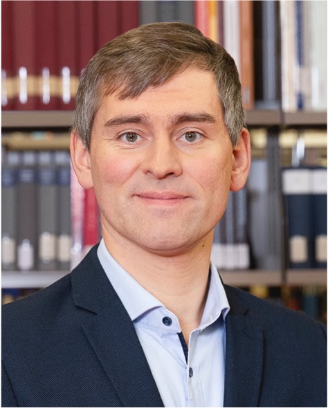 Sascha Schneider Portrait View